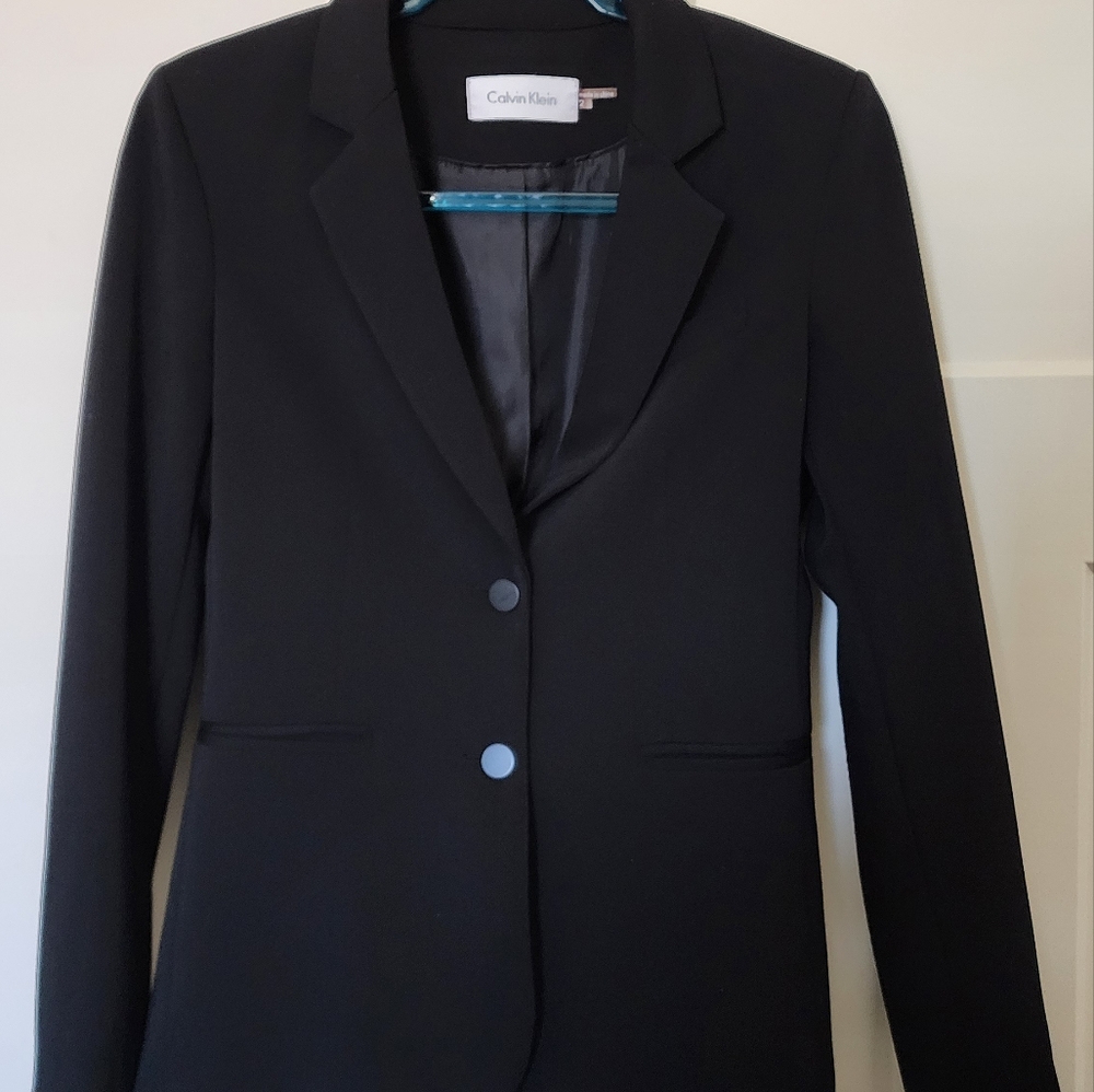 Calvin Klein Women’s Two Button Closure Black Blazer/Jacket Size 2